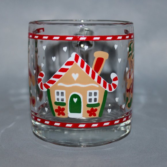 Pair of Charming Gingerbread Boy & Girl Christmas Mugs | Vintage Glass Mugs - Picture 4 of 13